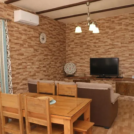 Casa Elena Conil * קוניל דה לה פרונטרה