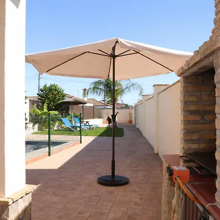 Casa Elena Conil Alpstuga *